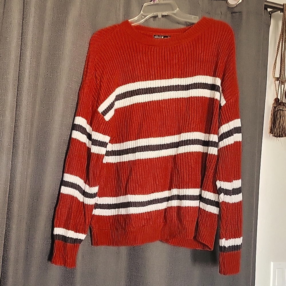 Nikkak 2xl sweater